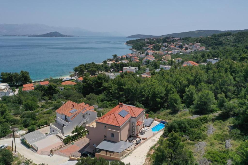Apartments Panorama With Seasonal Pool Slatine Εξωτερικό φωτογραφία