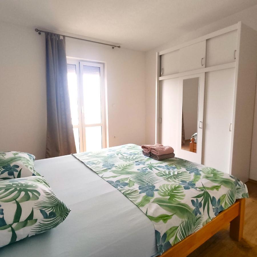 Apartments Panorama With Seasonal Pool Slatine Εξωτερικό φωτογραφία